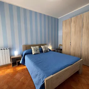 Stefano's Guests House: 2 Bedrooms & Parking In Appartamento